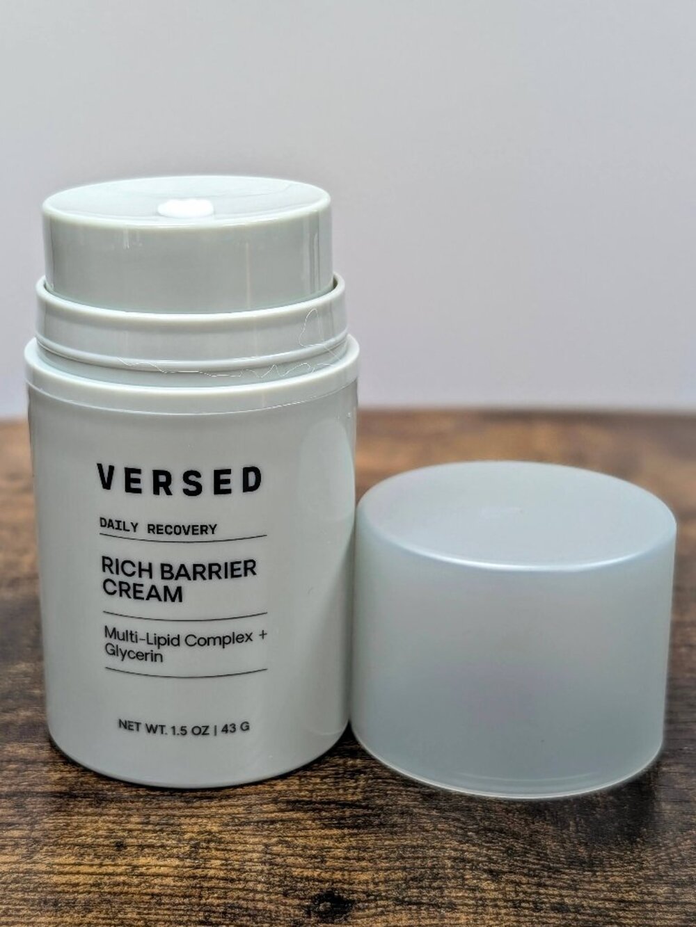 Versed Rich Barrier Cream